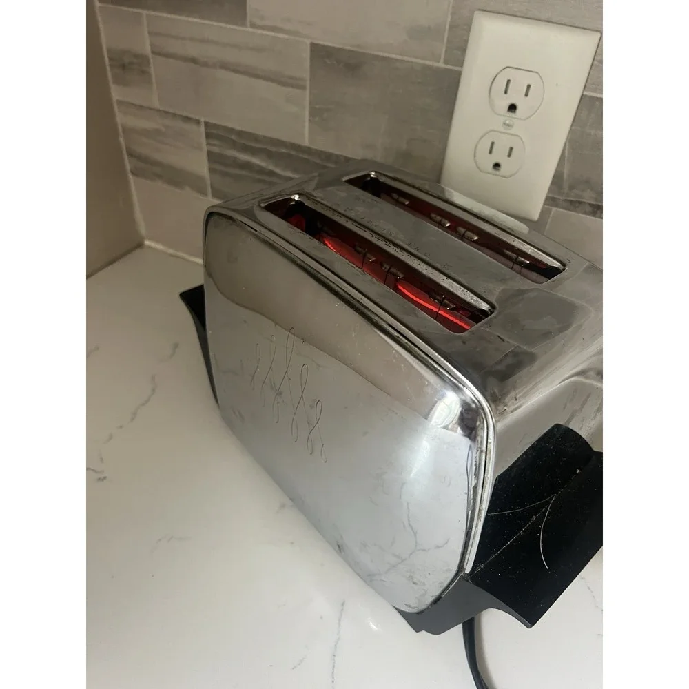 Lady Susan 51961 Toaster Vintage Art‎ Deco Chrome MCM Mirrored